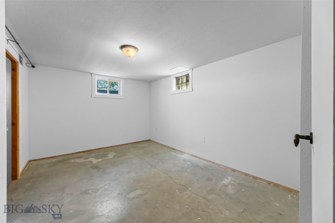 9155 S 19th Avenue Property Photo 21