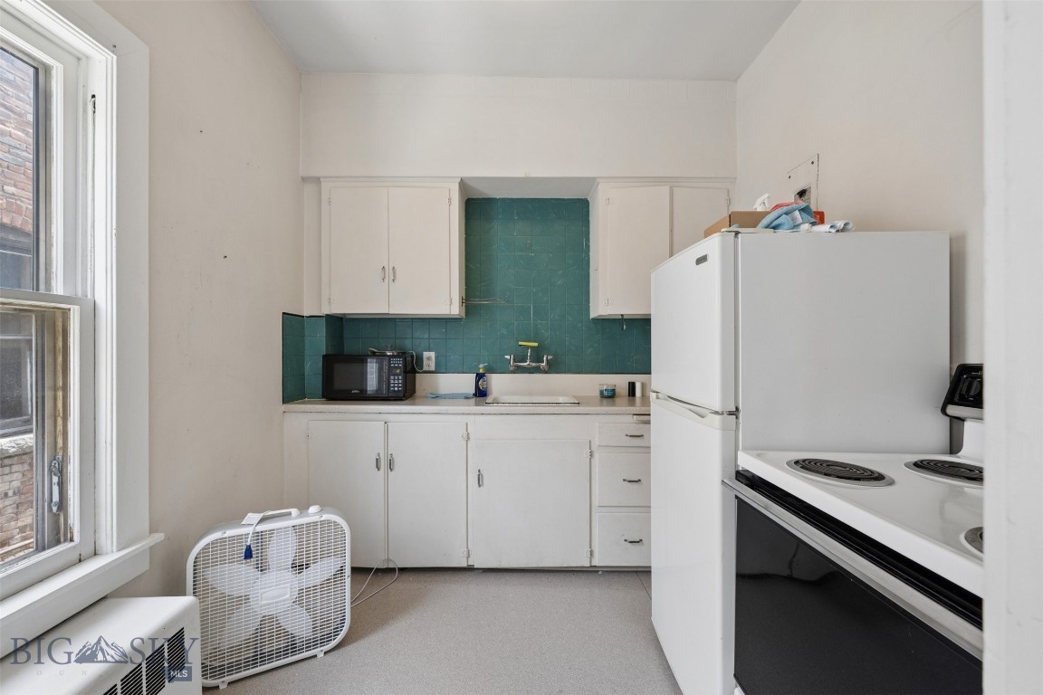 47 E Broadway Street Property Photo 33