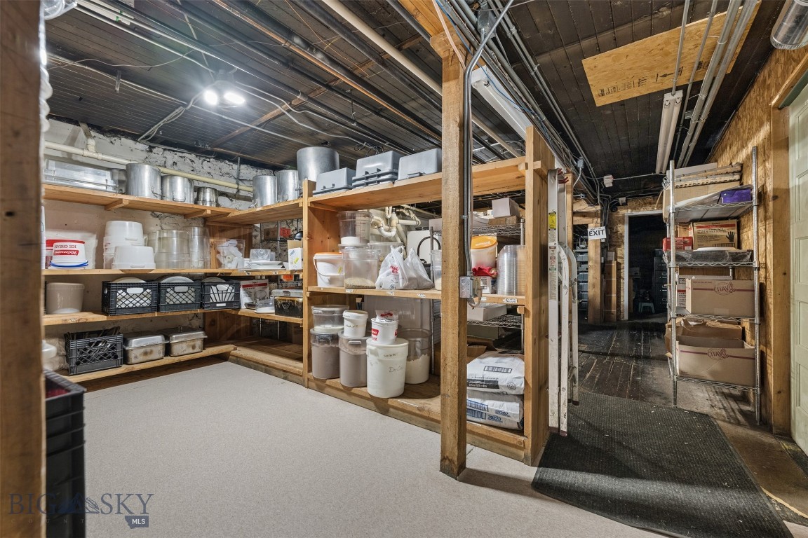 47 E Broadway Street Property Photo 55