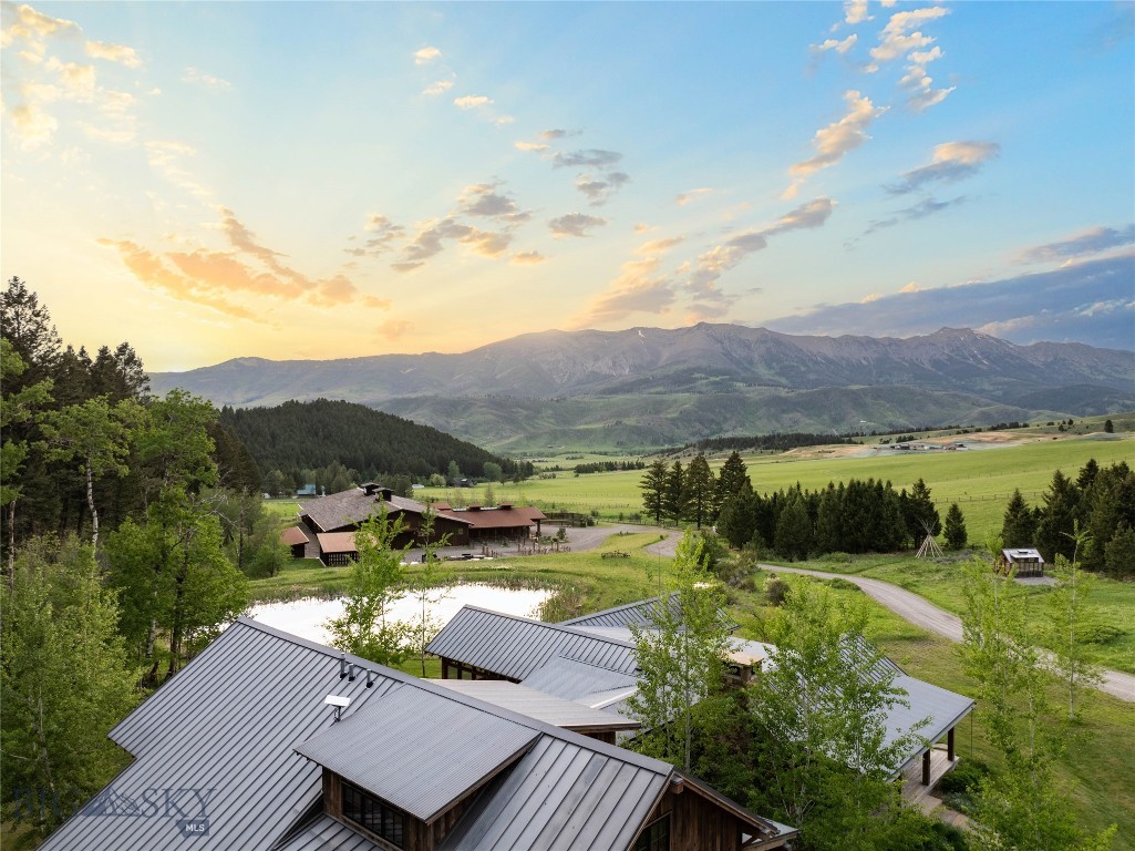 5730 Jackson Creek Road Property Photo 6