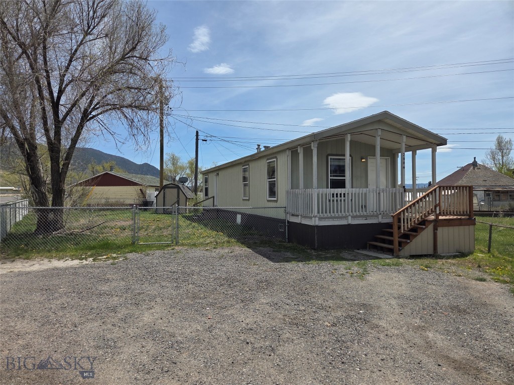 2904 Walnut Property Photo 1