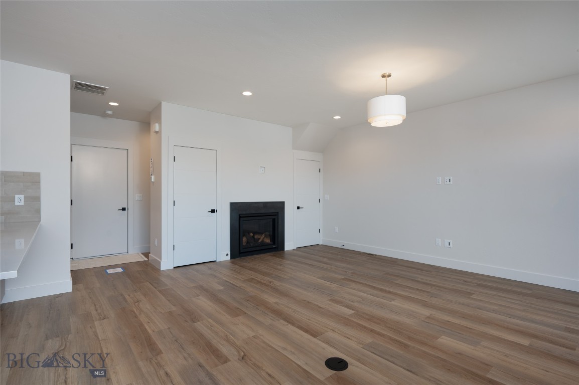 1745 Windward Avenue C Property Photo 11