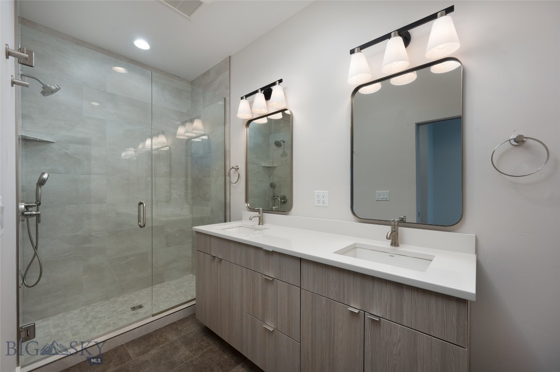 1745 Windward Avenue C Property Photo 20