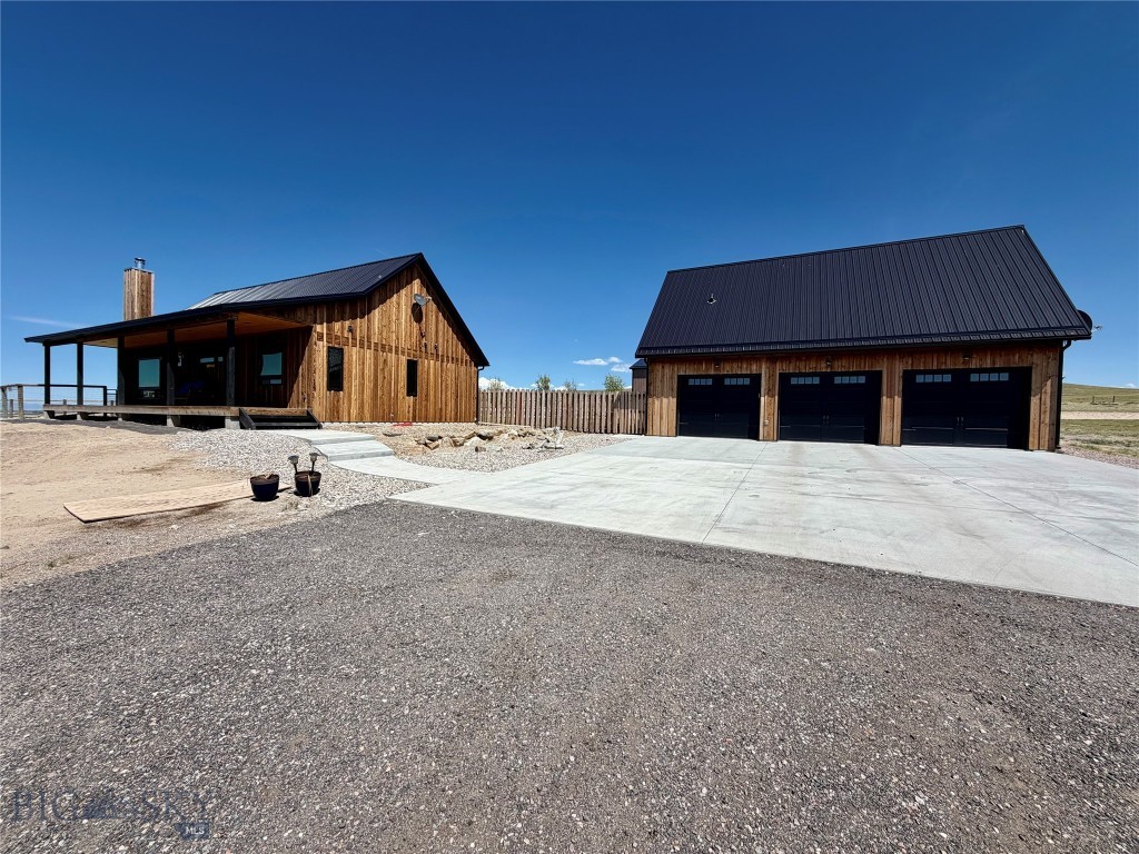 13502 Highway 41 Property Photo
