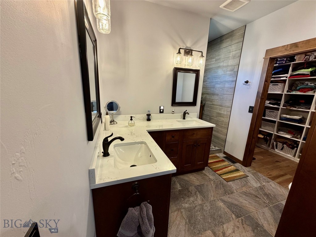 13502 Highway 41 Property Photo 32