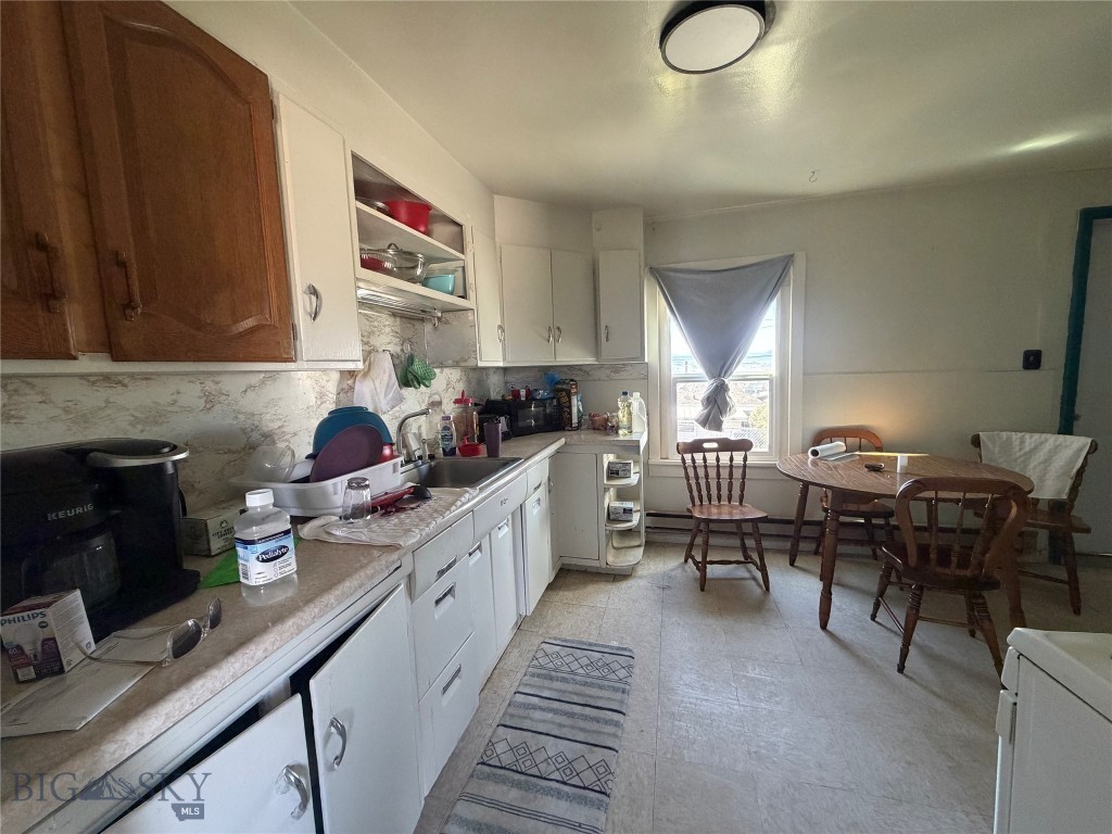 420 Virginia Property Photo 10