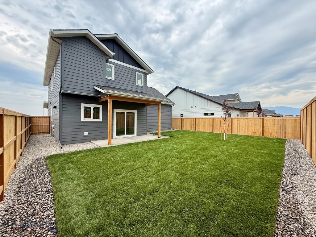 808 Accolade Loop Property Photo 3