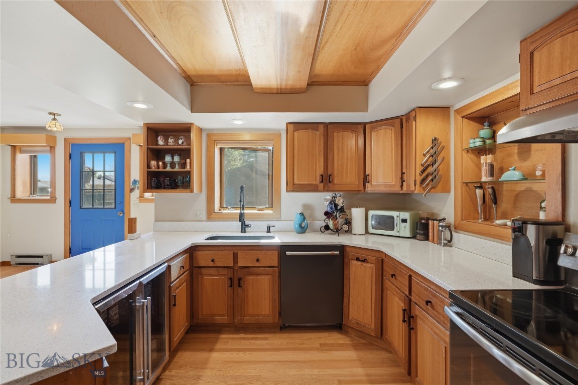 207 S Broadway Street Property Photo 14