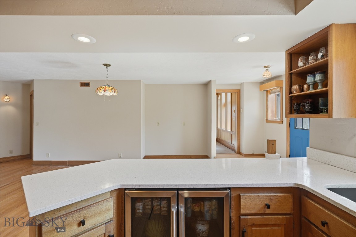 207 S Broadway Street Property Photo 17