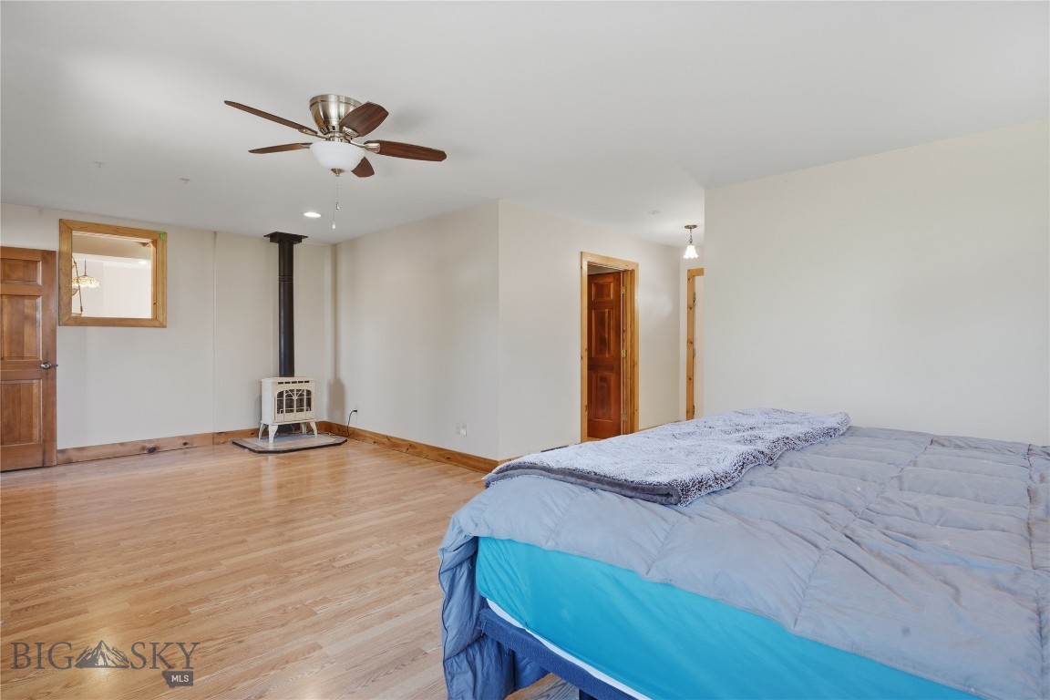 207 S Broadway Street Property Photo 33