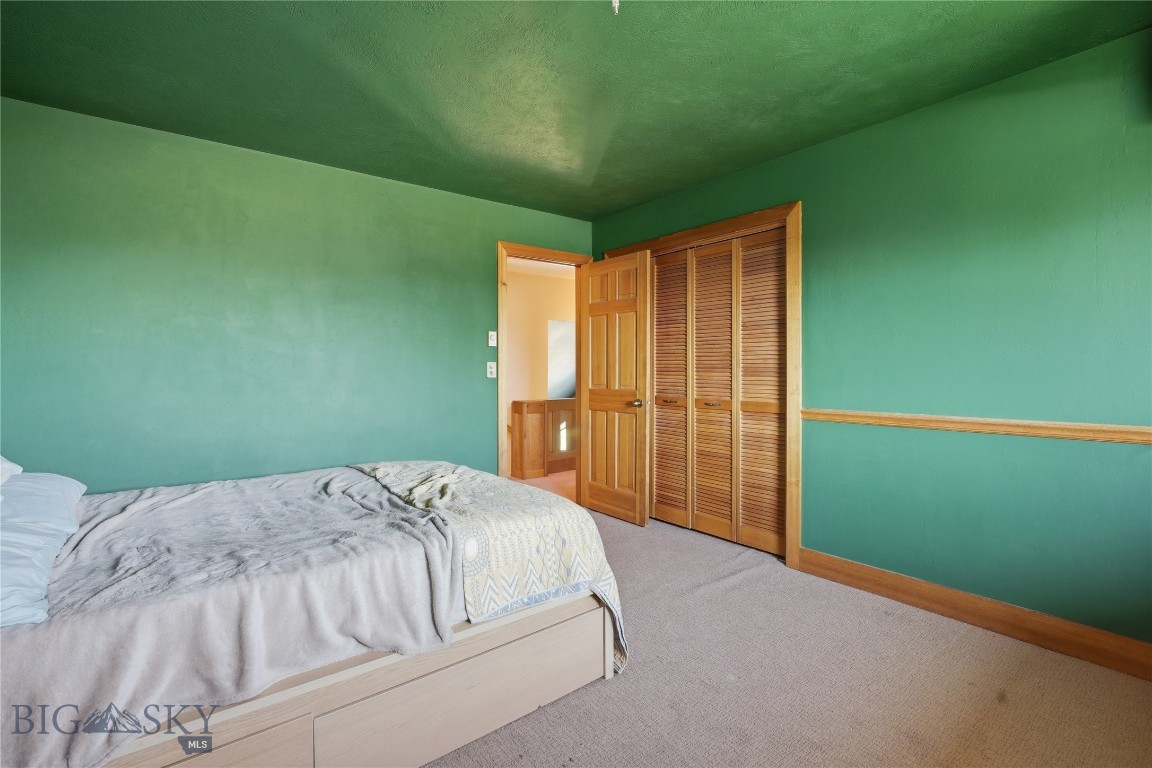 207 S Broadway Street Property Photo 45
