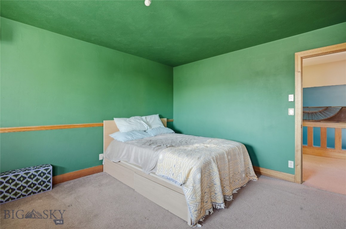 207 S Broadway Street Property Photo 46