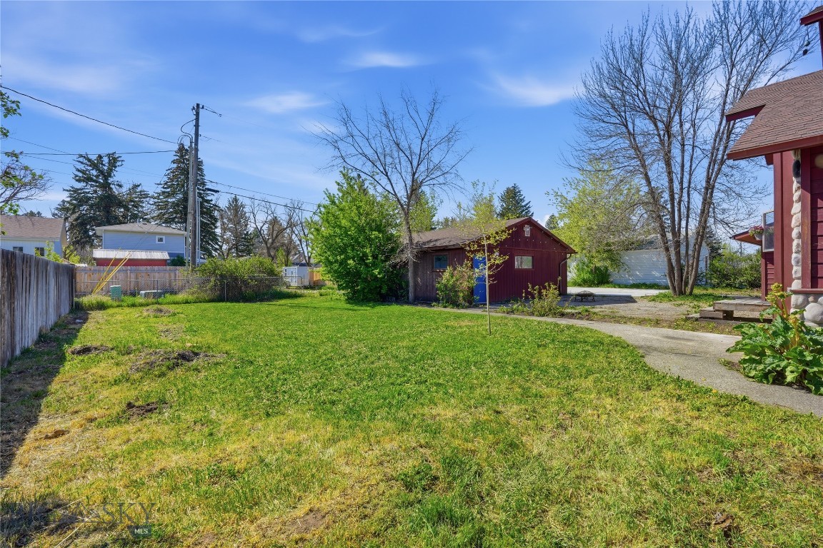 207 S Broadway Street Property Photo 55
