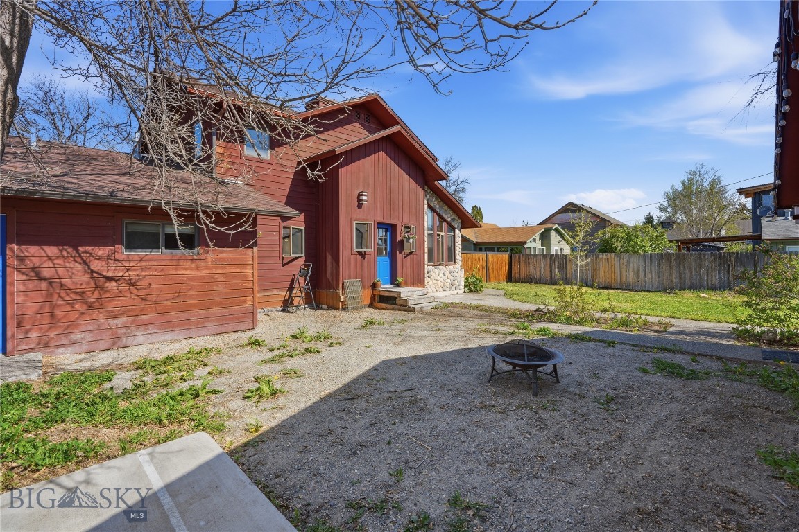 207 S Broadway Street Property Photo 61
