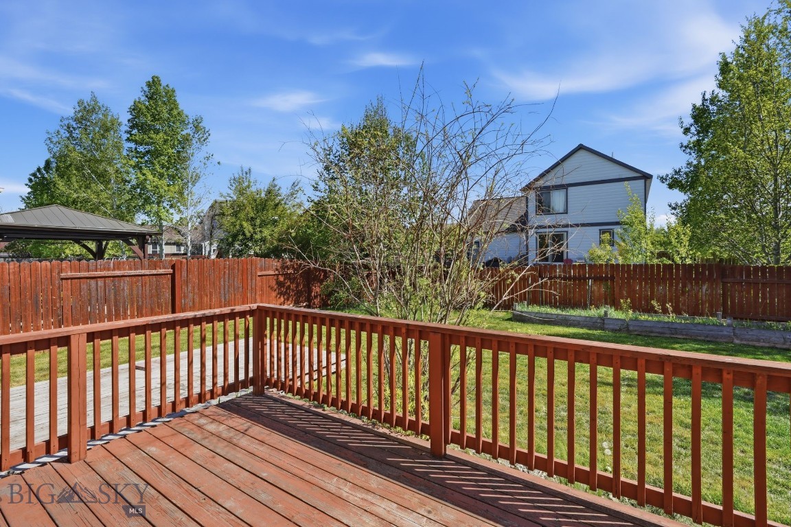 4726 Glenwood Drive Property Photo 45