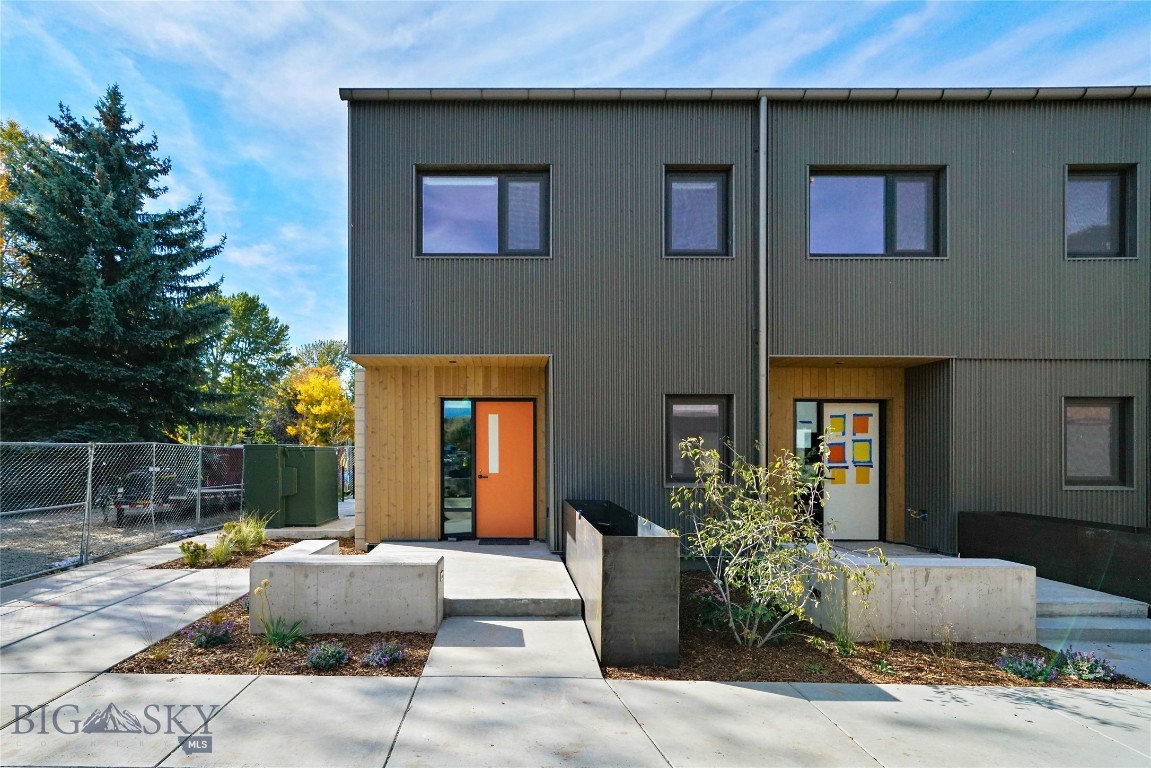 545 E Aspen Street A Property Photo 2
