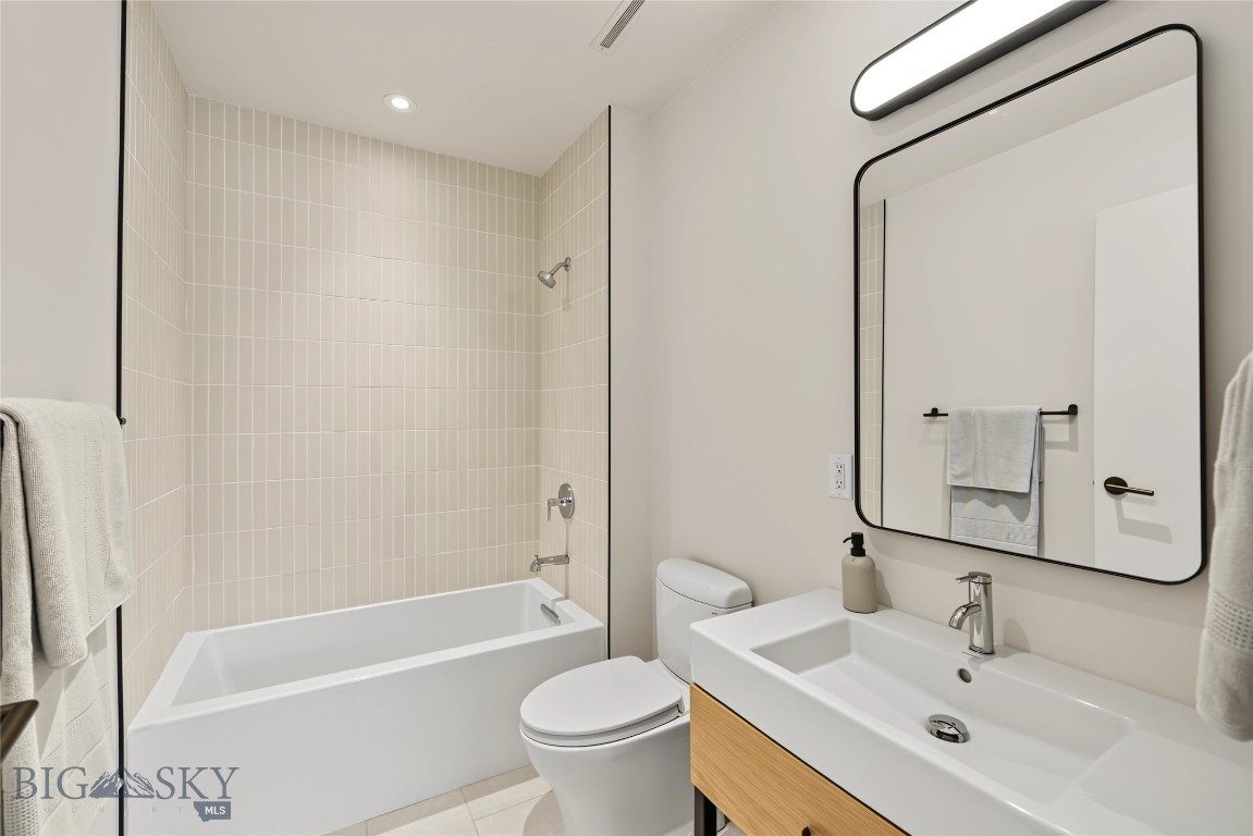 545 E Aspen Street A Property Photo 34
