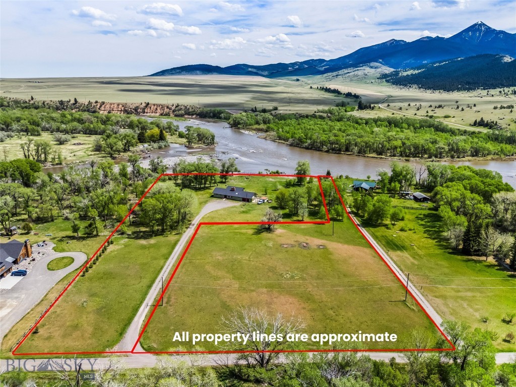 32 Strong Lane Property Photo 2