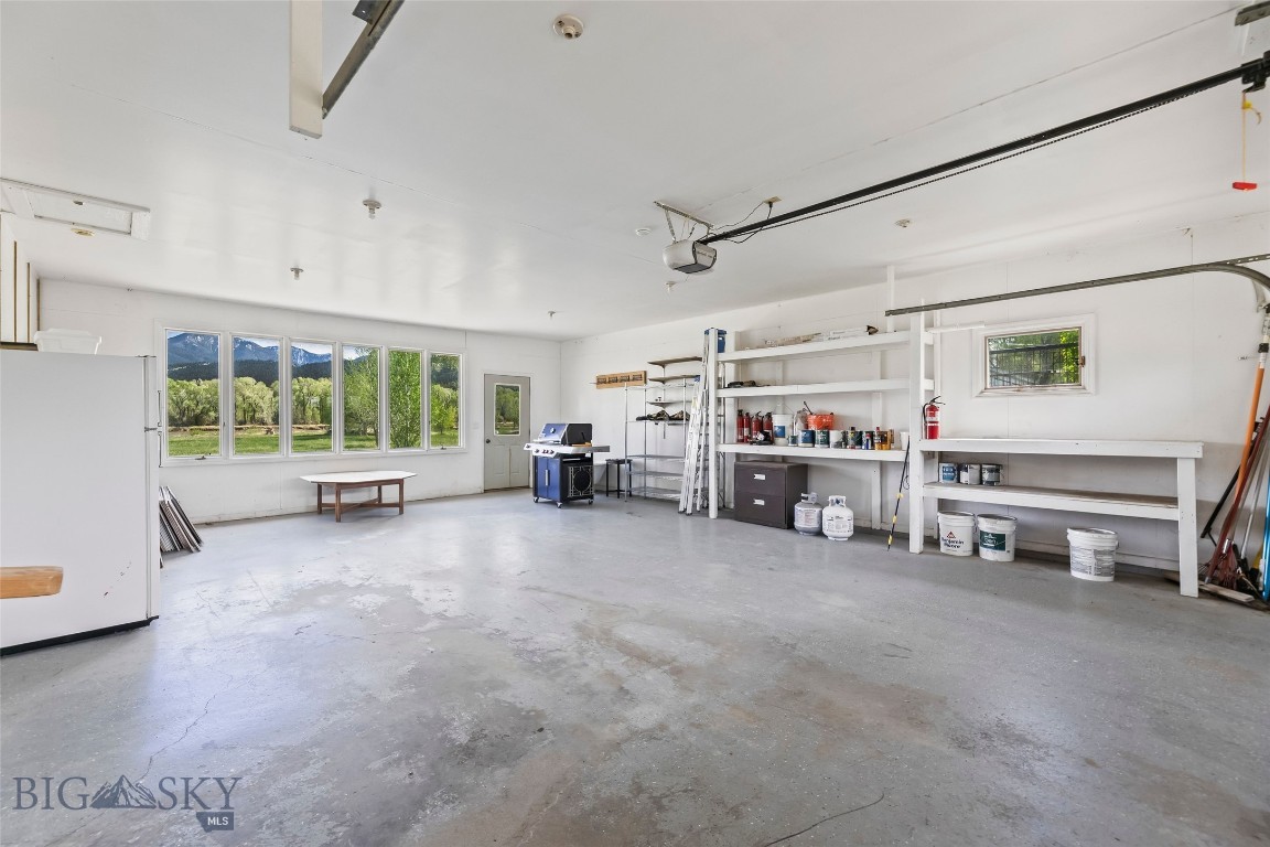 32 Strong Lane Property Photo 57