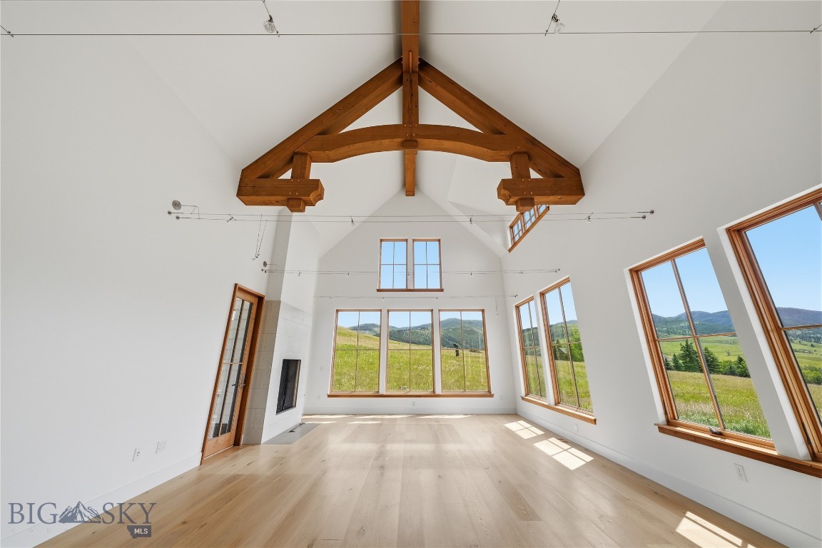 1111 Upper Tom Burke Property Photo 15