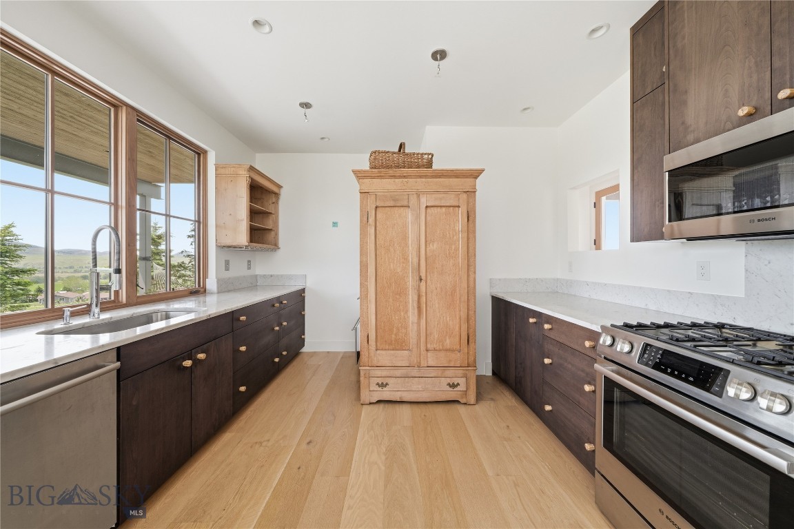 1111 Upper Tom Burke Property Photo 31