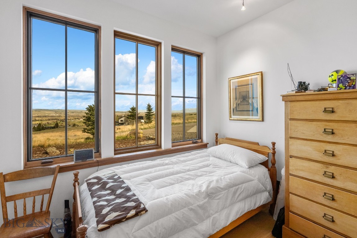 1111 Upper Tom Burke Property Photo 45