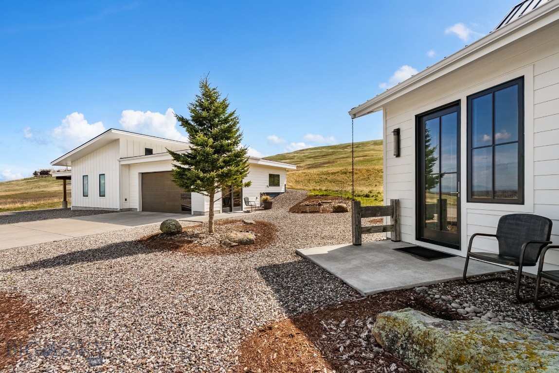 1111 Upper Tom Burke Property Photo 61