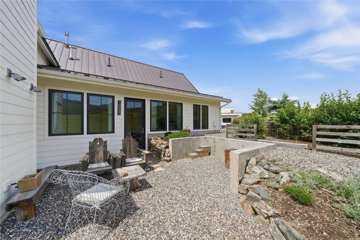 1111 Upper Tom Burke Property Photo 68