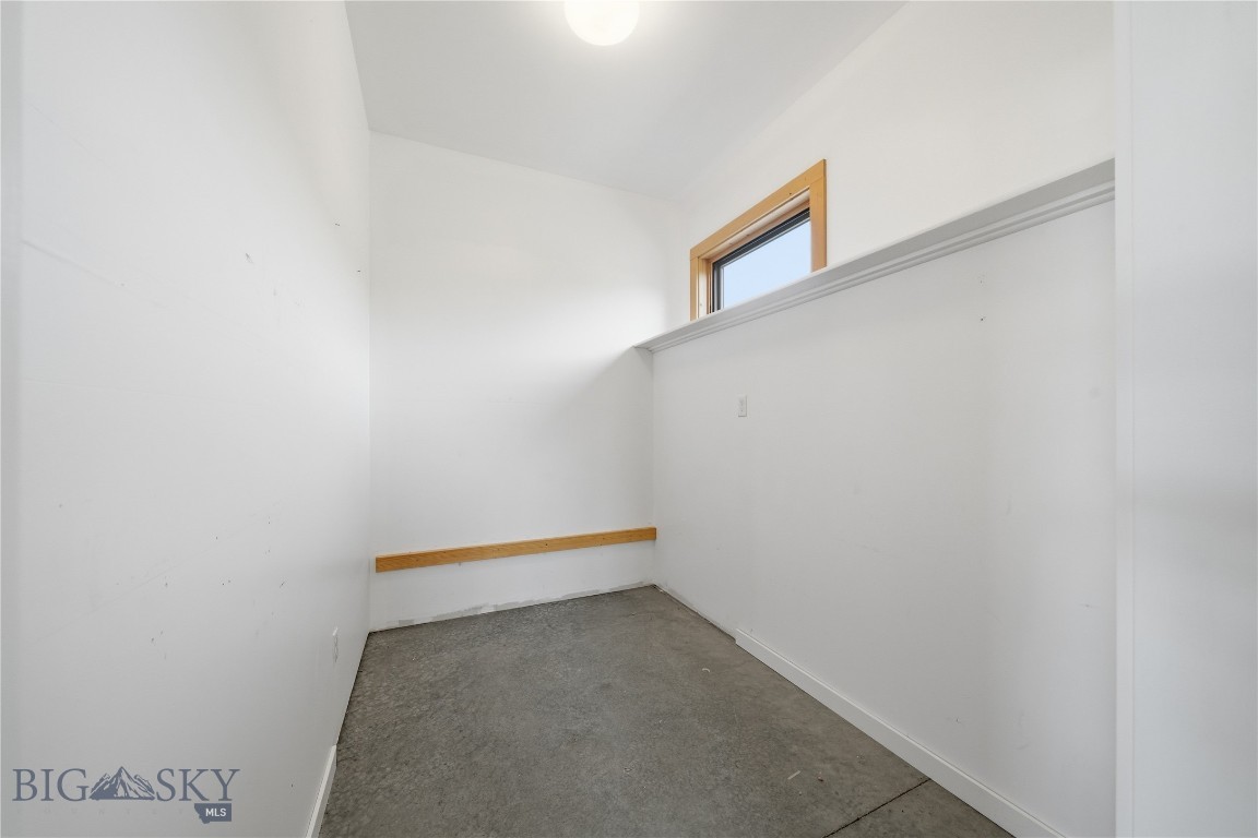 1111 Upper Tom Burke Property Photo 75