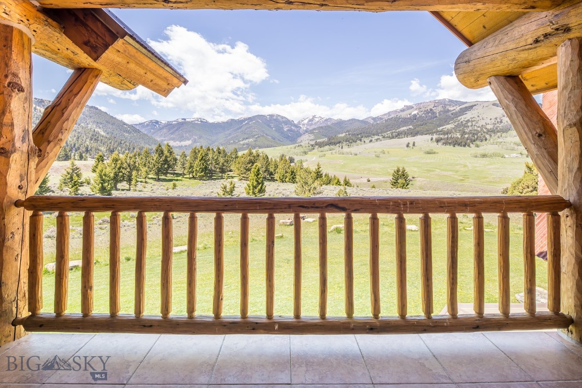 569/571 Cinnabar Basin Road Property Photo 19