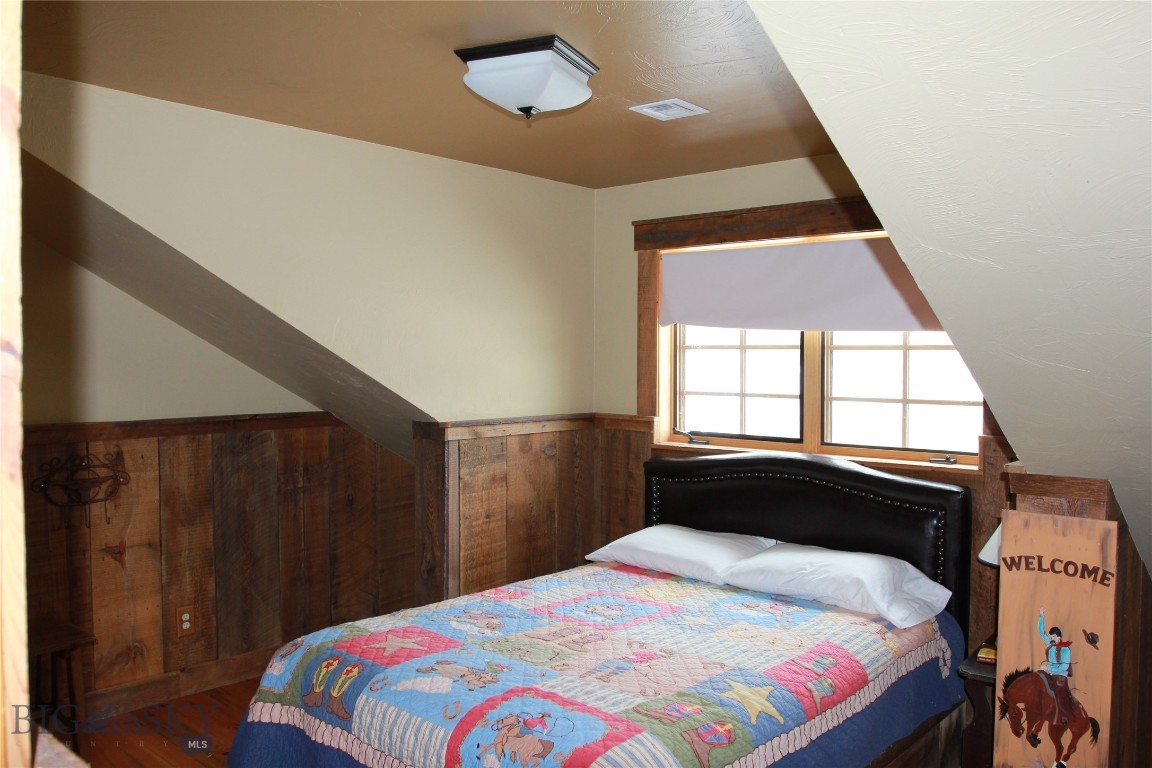 569/571 Cinnabar Basin Road Property Photo 69