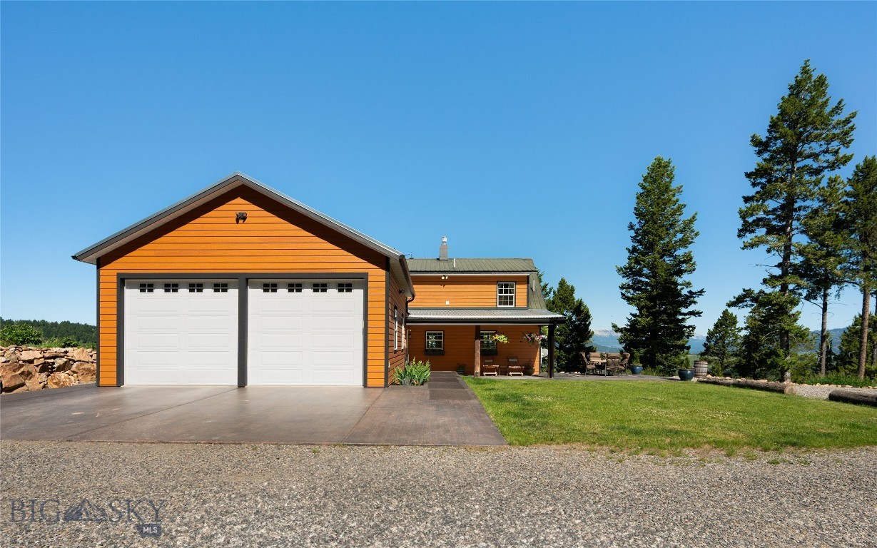 185 Peak Road Property Photo 12