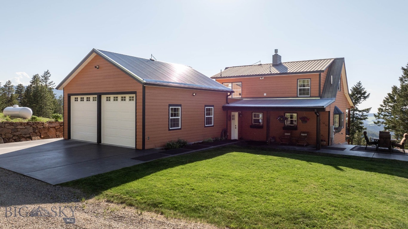 185 Peak Road Property Photo 14