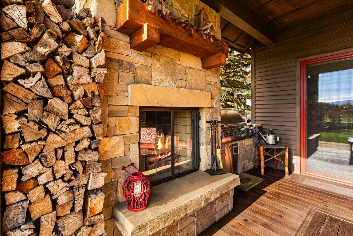 68 Boom Time Property Photo 70