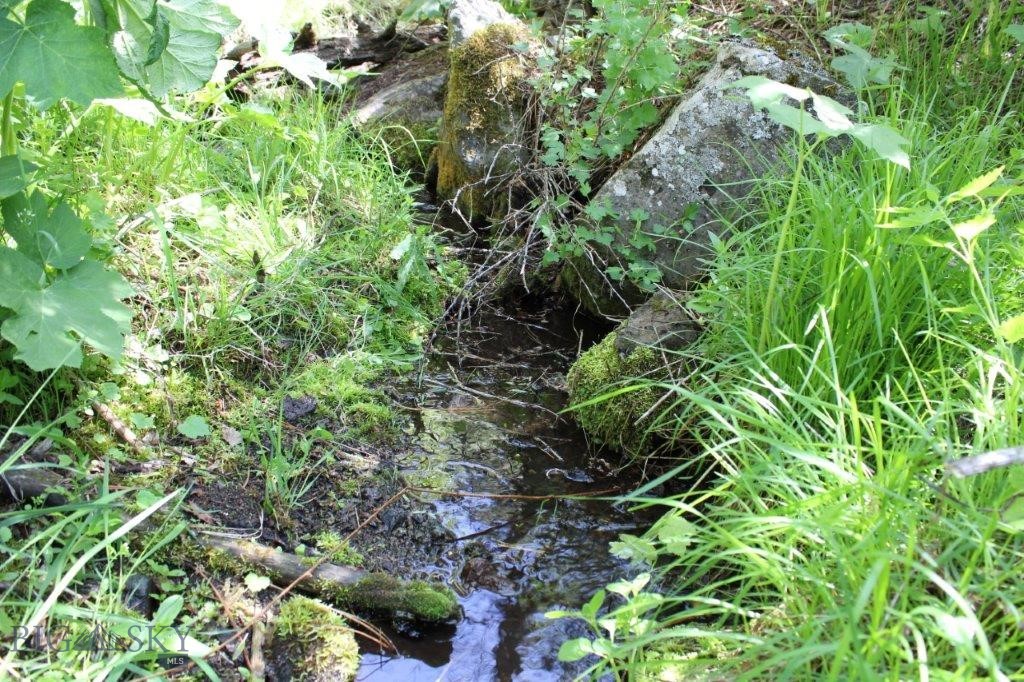 6 Pine Coulee Property Photo 14