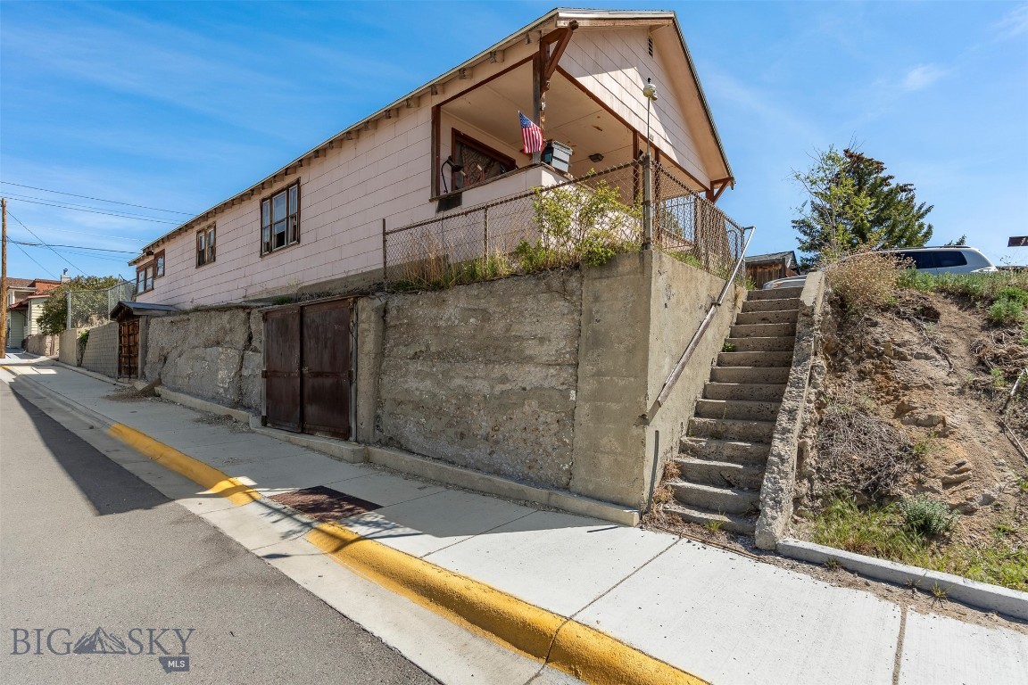 855 Lewisohn Property Photo 2