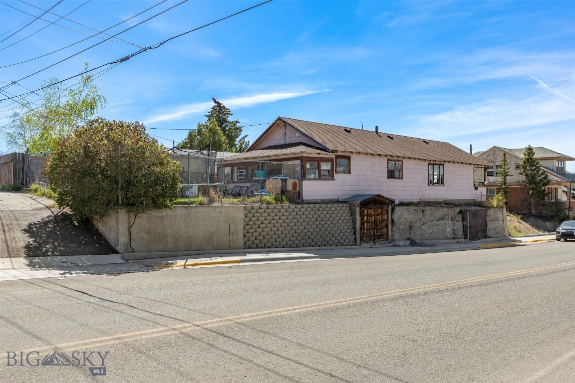 855 Lewisohn Property Photo 4