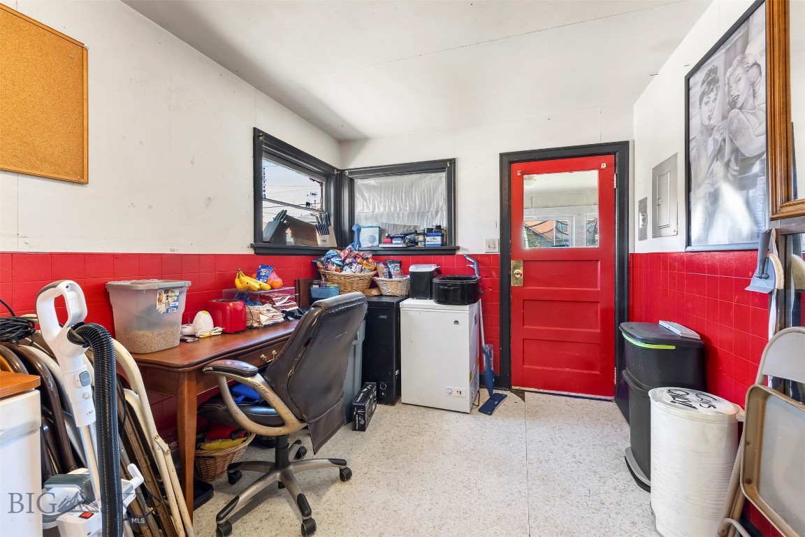 855 Lewisohn Property Photo 13