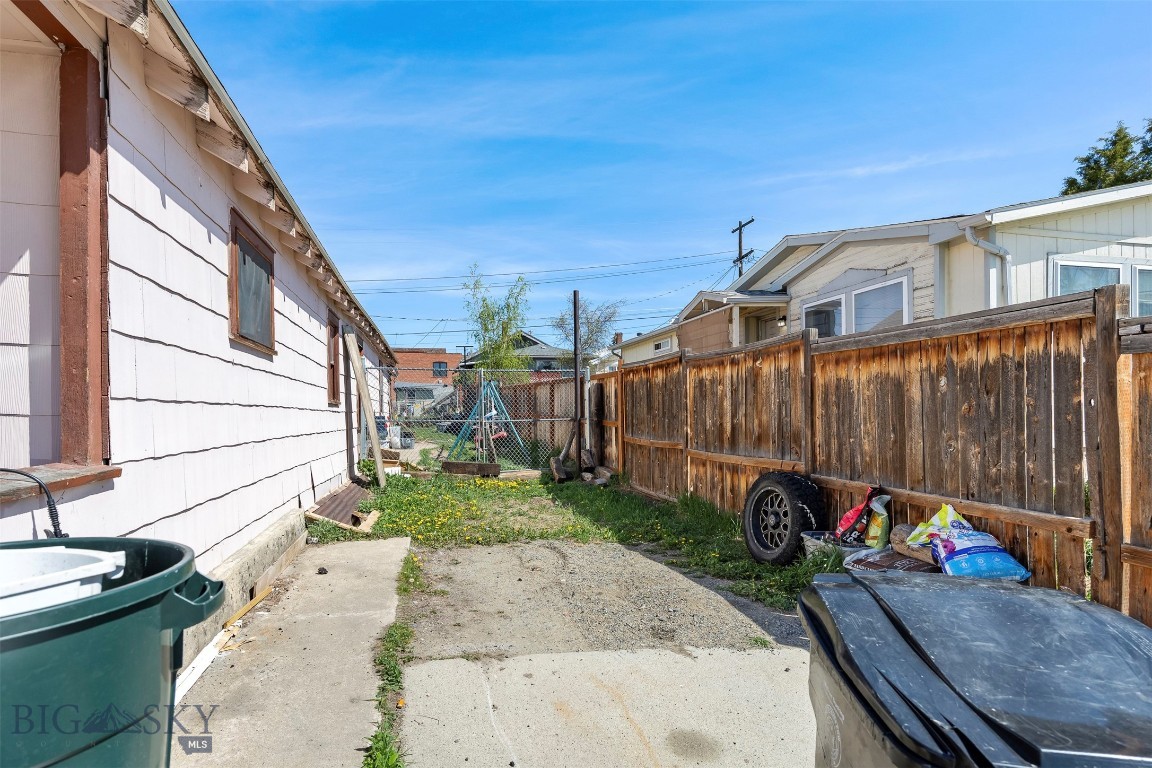 855 Lewisohn Property Photo 23