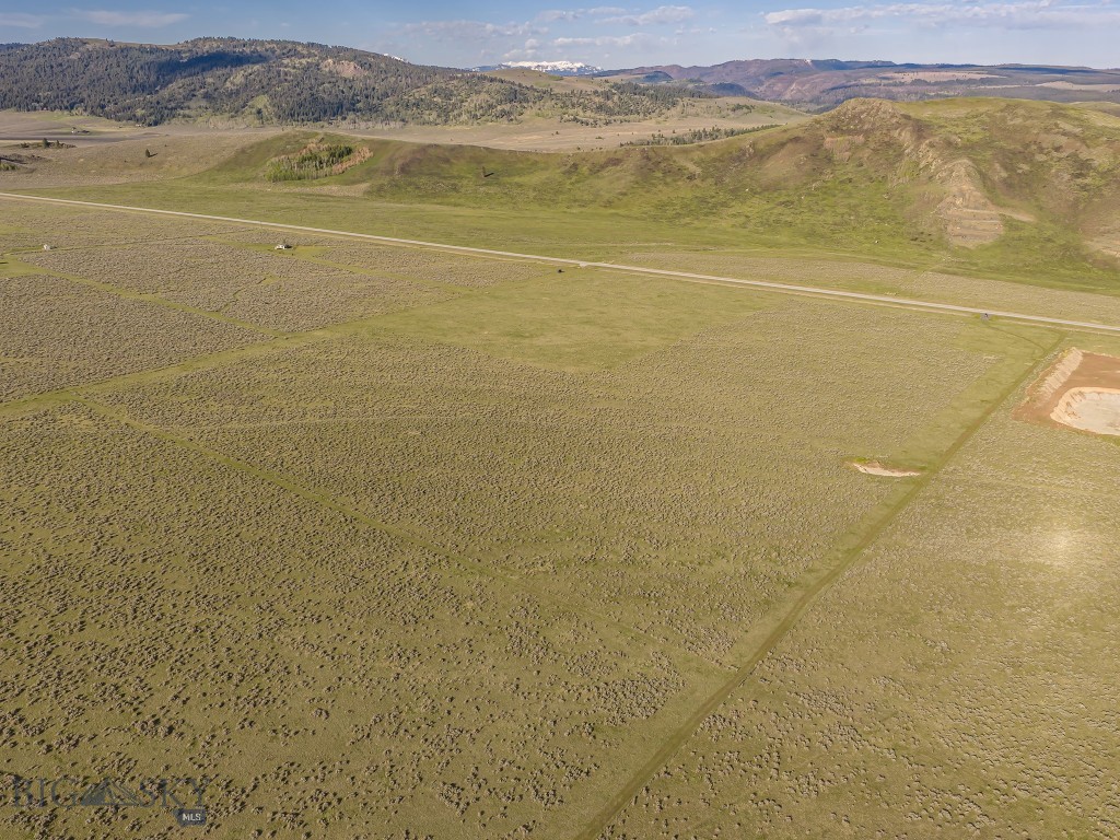 440 Mt Highway 87 Property Photo 11