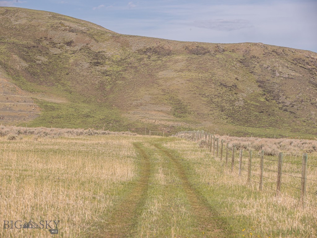 440 Mt Highway 87 Property Photo 27