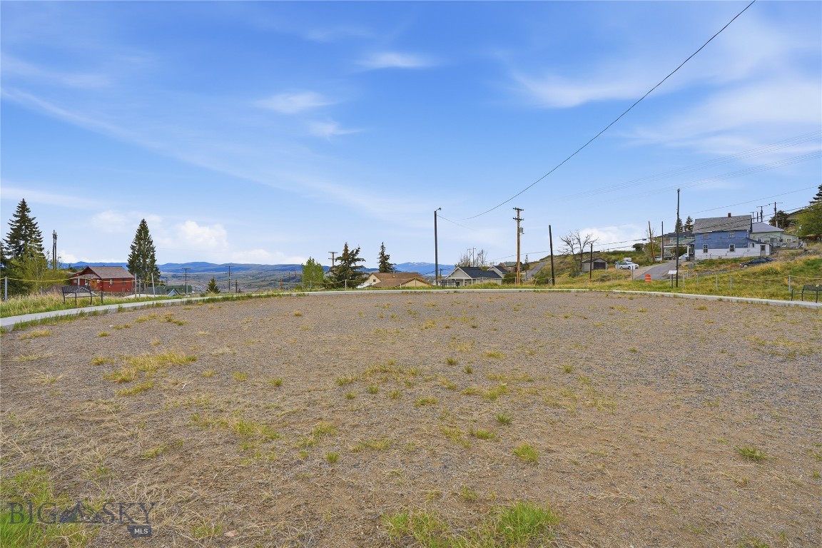 102 Mullin Street Property Photo 26