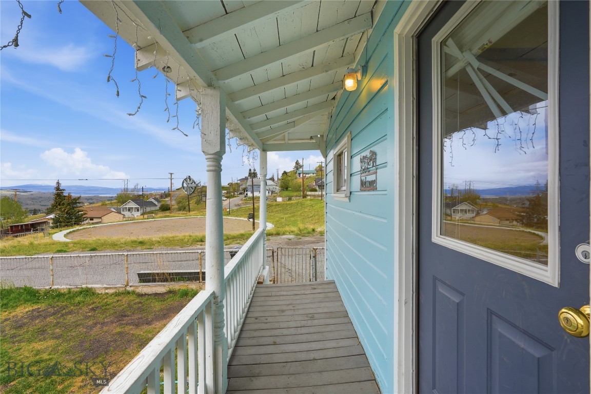 102 Mullin Street Property Photo 31