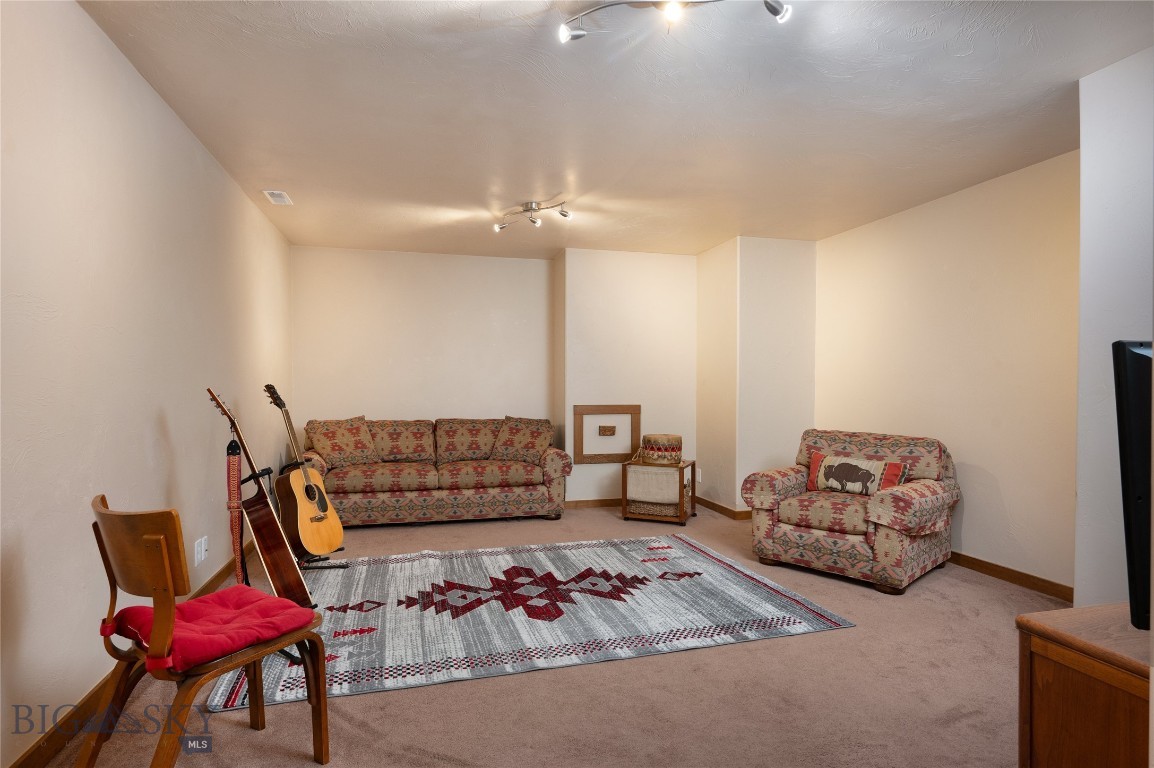 2224 Sourdough Property Photo 41