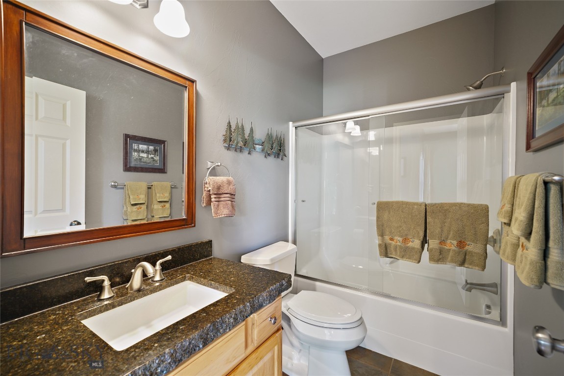 50 Gemstone Drive Property Photo 12