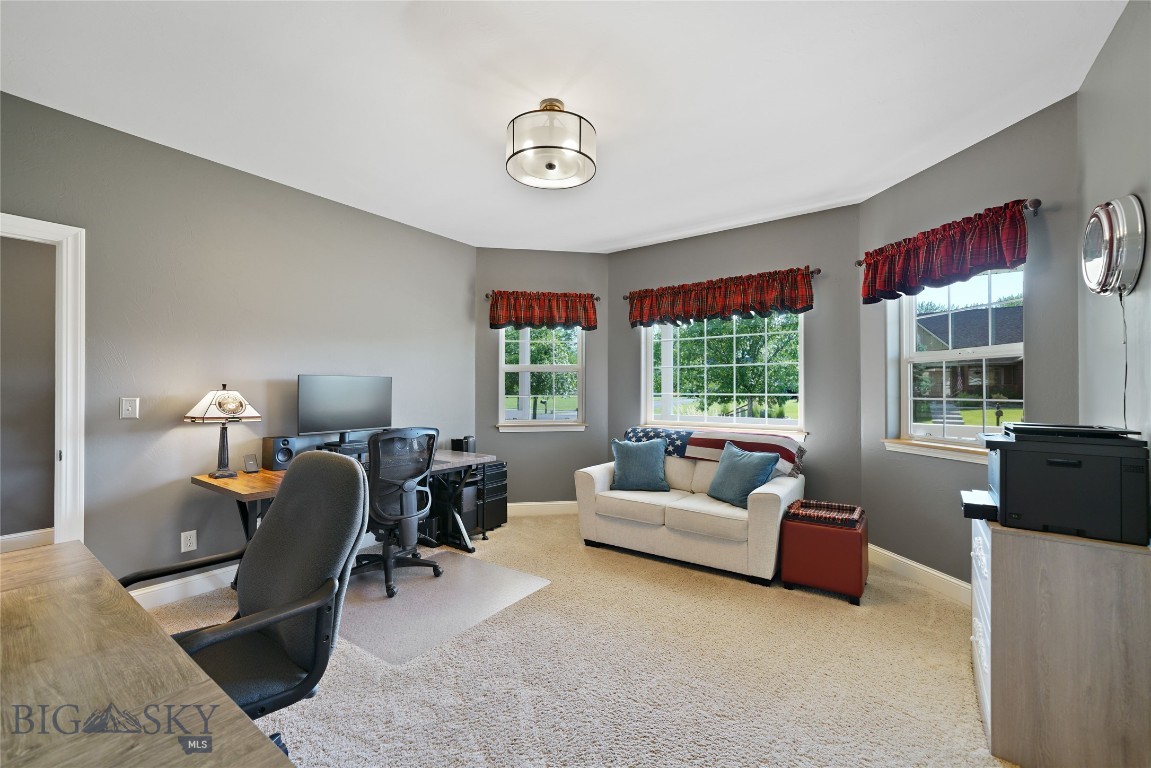 50 Gemstone Drive Property Photo 24