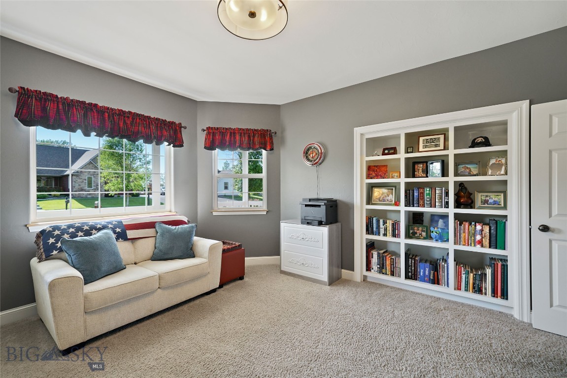 50 Gemstone Drive Property Photo 25