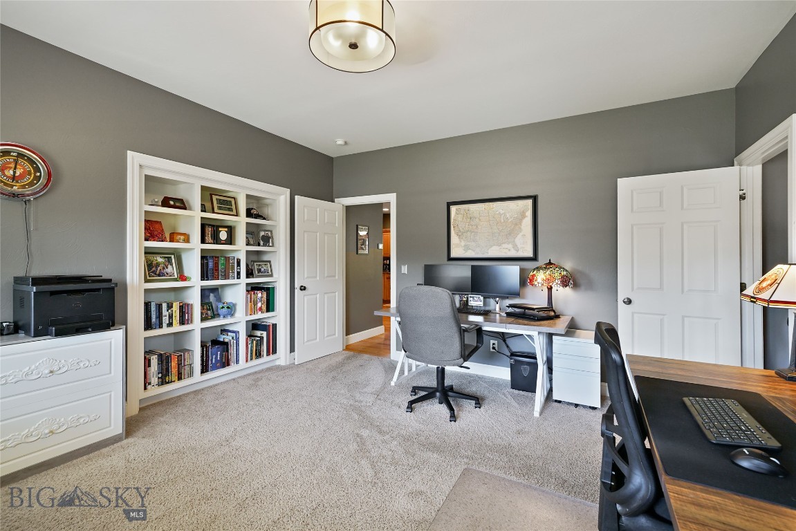 50 Gemstone Drive Property Photo 26