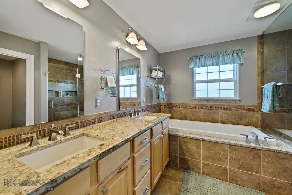 50 Gemstone Drive Property Photo 32