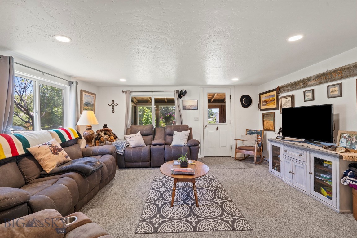 115 Center Property Photo 7